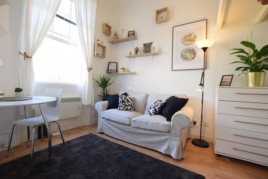 Stylish Studio Apartment Camden London Exterior foto